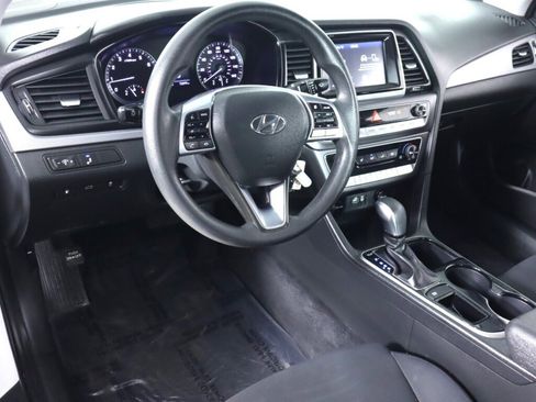 Used 2019 Hyundai Sonata SE FWD image 9
