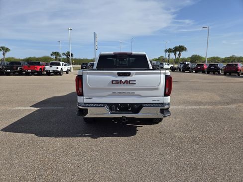 Used 2022 GMC Sierra 1500 SLT w/ SLT Convenience Package image 6