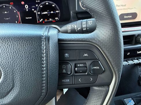 New 2026 Toyota 4Runner Limited AWD/4WD image 22