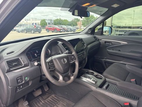 Used 2021 Honda Passport Sport image 11