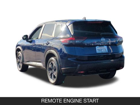 Certified 2025 Nissan Rogue SV image 7