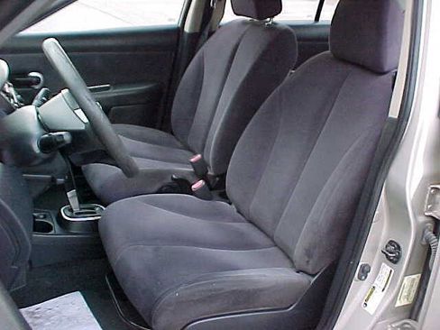 Used 2008 Nissan Versa 1.8 S w/ PWR Pkg image 14