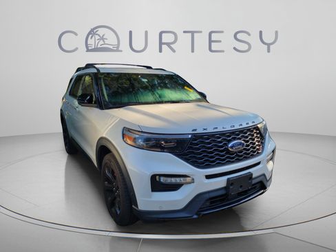 Used 2022 Ford Explorer ST w/ Equipment Group 401A AWD/4WD image 26