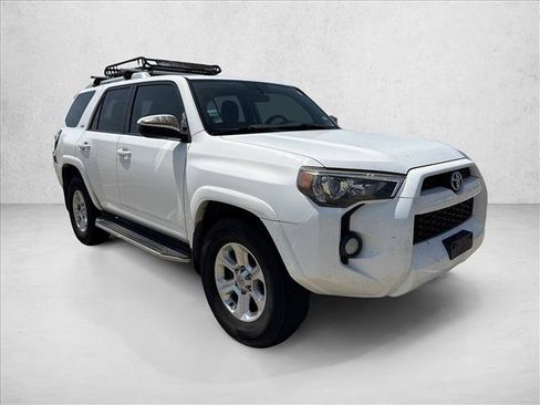 Used 2018 Toyota 4Runner SR5 RWD image 3