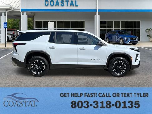 New 2026 Chevrolet Traverse Z71 w/ Enhanced Driving Package AWD/4WD image 4