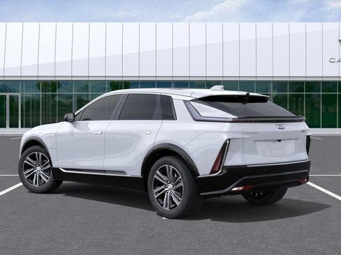 Used 2026 Cadillac Lyriq Luxury RWD image 35