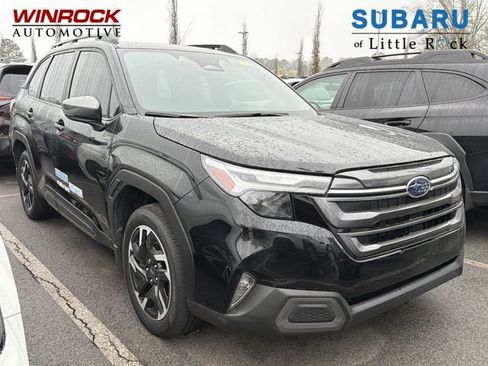 Used 2025 Subaru Forester Limited image 1