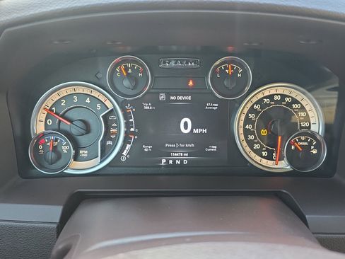 Used 2015 RAM 1500 Laramie w/ Convenience Group image 20