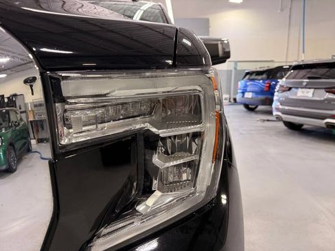 Used 2020 GMC Sierra 1500 Denali w/ Denali Premium Package AWD/4WD image 9