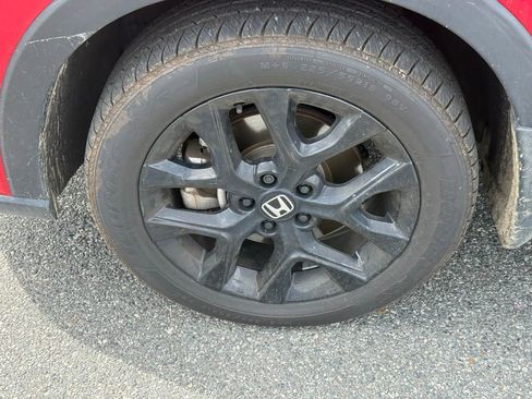 Used 2025 Honda HR-V Sport image 11