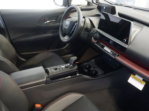 New 2026 Toyota Prius Plug-In Hybrid image 28