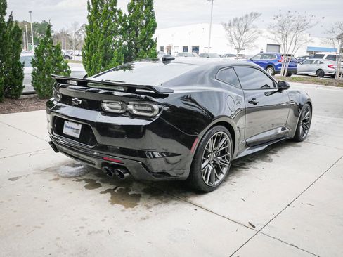 Used 2021 Chevrolet Camaro ZL1 image 10