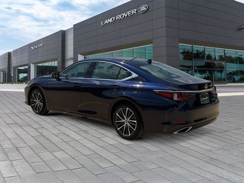 Used 2025 Lexus ES 350 w/ Premium Package FWD image 3