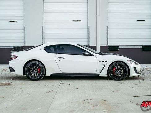 Used 2017 Maserati GranTurismo MC image 11