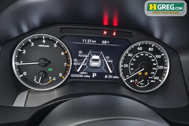 Used 2025 Mitsubishi Outlander ES FWD image 16