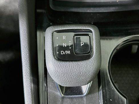 Used 2025 Nissan Rogue SV FWD image 24