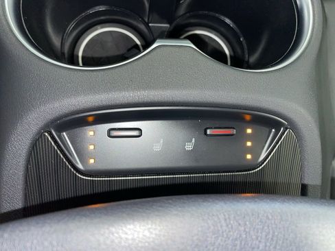 Used 2024 Toyota Venza Nightshade image 23