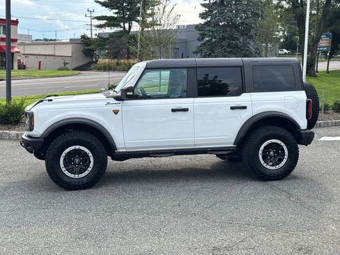 Used 2023 Ford Bronco Badlands w/ Sasquatch Package AWD/4WD image 4