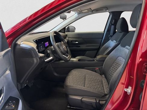 New 2026 Nissan Kicks SV w/ Cold Weather Package FWD image 10