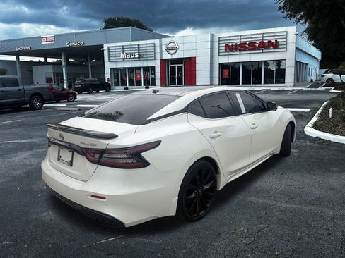 Used 2023 Nissan Maxima SR w/ Sport Mat Group image 8