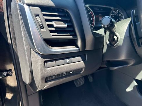 Certified 2023 Nissan Rogue SV w/ SV Premium B Package AWD/4WD image 21