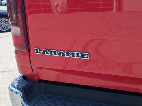 Used 2024 RAM 1500 Laramie AWD/4WD image 5