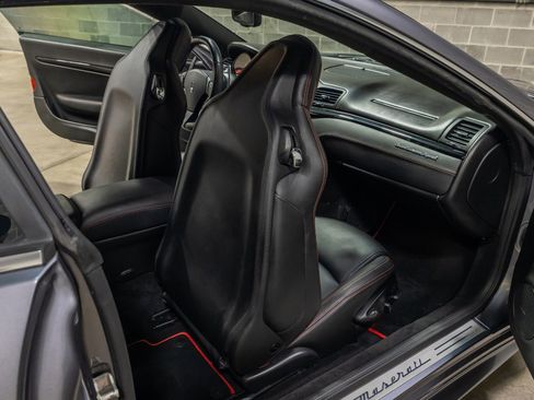 Used 2018 Maserati GranTurismo Sport RWD image 53