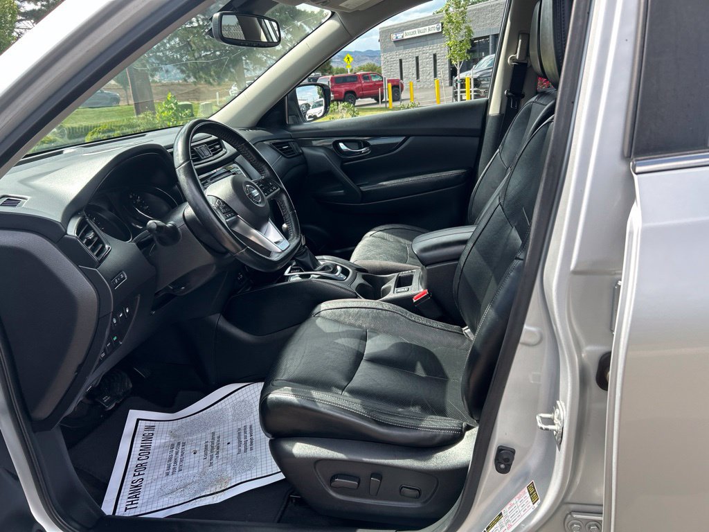 Used 2018 Nissan Rogue SL AWD/4WD image 23