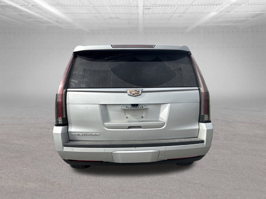 Used 2020 Cadillac Escalade Luxury RWD image 7
