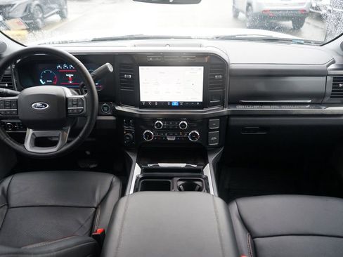 Used 2024 Ford F350 Lariat image 23