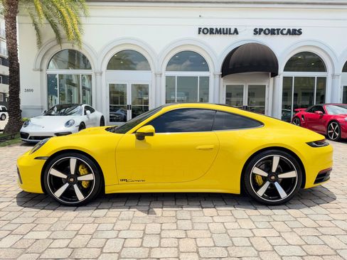 Used 2022 Porsche 911 Carrera RWD image 16