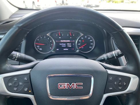 Used 2023 GMC Acadia SLT w/ Preferred Package FWD image 34
