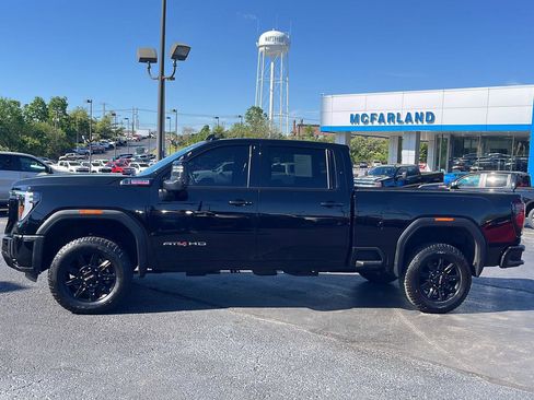 Used 2025 GMC Sierra 3500 AT4 AWD/4WD image 2