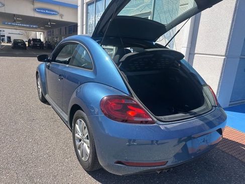 Used 2018 Volkswagen Beetle 2.0T S image 9