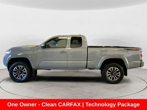 Used 2021 Toyota Tacoma TRD Sport image 2