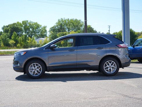 Used 2024 Ford Edge SEL w/ Convenience Package AWD/4WD image 7
