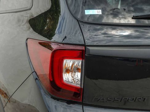 Used 2023 Honda Passport TrailSport image 9