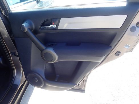 Used 2011 Honda CR-V LX image 27