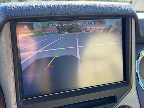 Used 2013 Ford F250 Lariat w/ Lariat Ultimate Pkg image 26