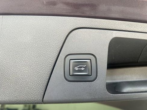 Used 2017 Buick Envision Premium w/ Driver Confidence Package AWD/4WD image 8