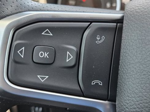 New 2026 RAM 1500 Express AWD/4WD image 17