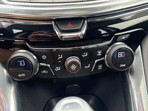 Used 2014 Chevrolet SS image 16