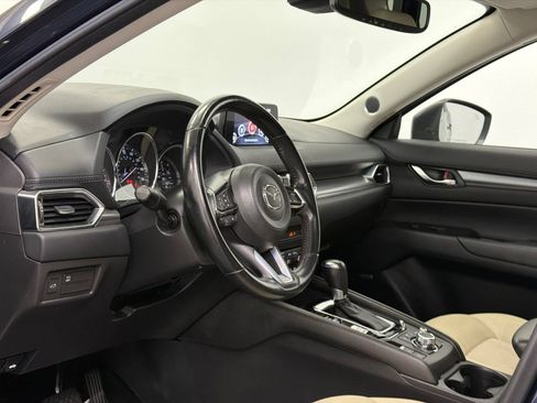 Used 2017 MAZDA CX-5 Touring w/ Preferred Equipment Package AWD/4WD image 16