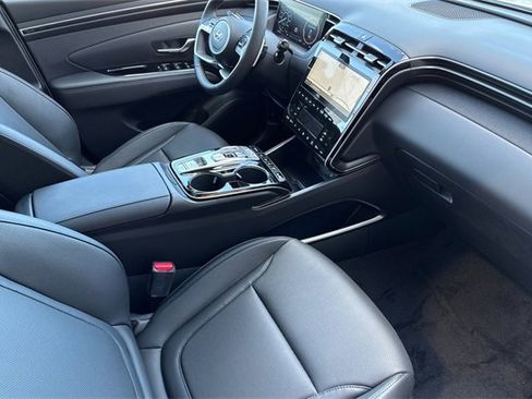 New 2024 Hyundai Tucson Limited image 16