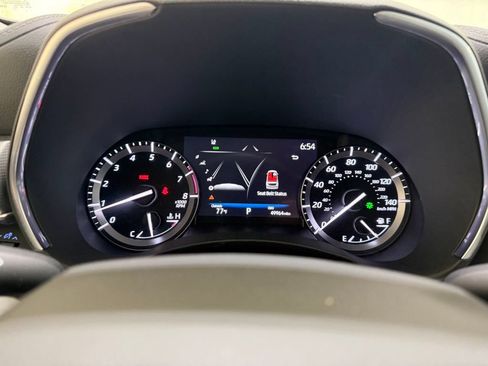 Used 2021 Toyota Highlander Platinum AWD/4WD image 19