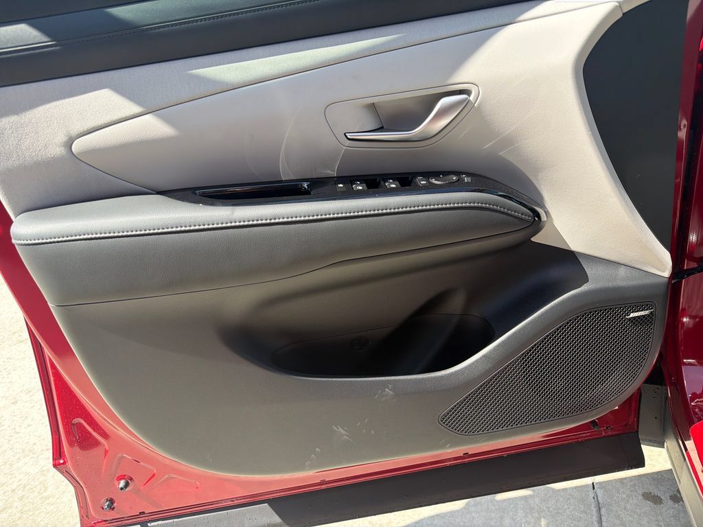 New 2026 Hyundai Tucson Limited AWD/4WD image 17