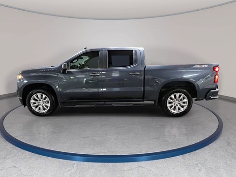 Used 2022 Chevrolet Silverado 1500 Custom w/ Safety Confidence Package AWD/4WD image 8