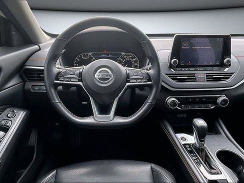 Used 2020 Nissan Altima 2.5 SR image 9