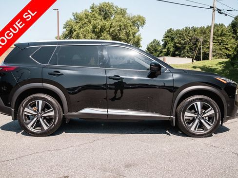 Used 2023 Nissan Rogue SL w/ SL Premium Package FWD image 9