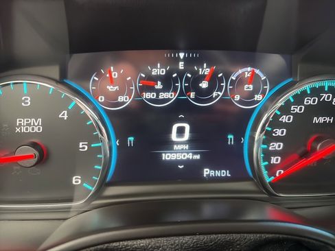 Used 2018 GMC Yukon Denali image 14